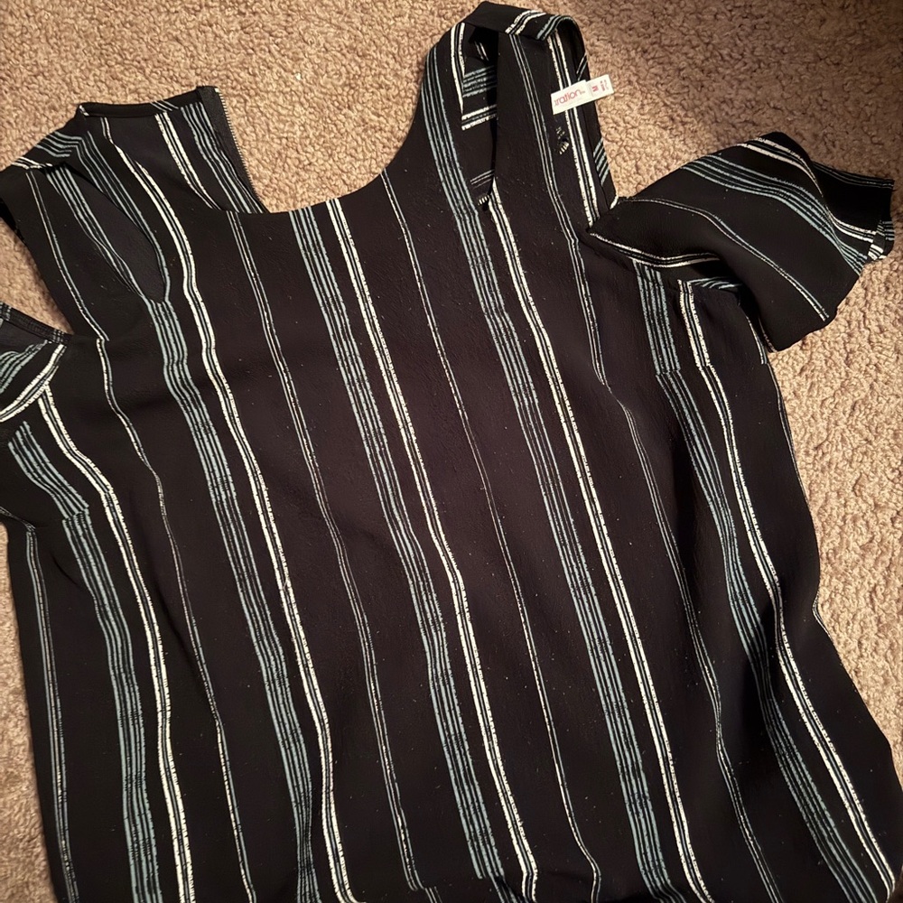 Target Black and White Cap Sleeve Blouse with Cut Out Design